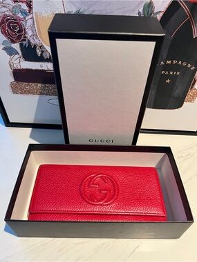 Gucci Soho Interlocking G Leather Wallet W/ Box